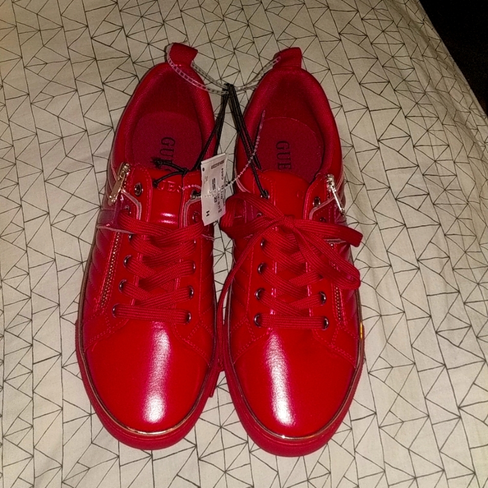 Guess brand new shoes with tag still on
